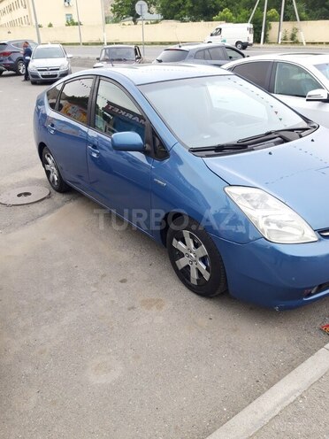 Toyota Prius 2008, 215,000 km - 1.5 l - Qusar