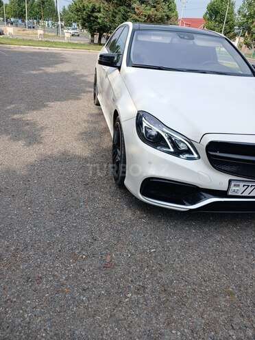 Mercedes E 200 2010, 225,123 km - 1.8 l - Bərdə