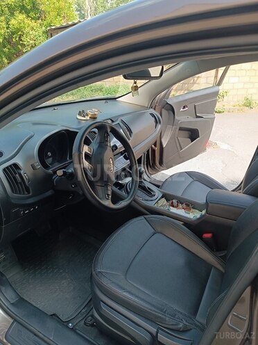 Kia Sportage 2011, 205,977 km - 2.0 l - Şəki