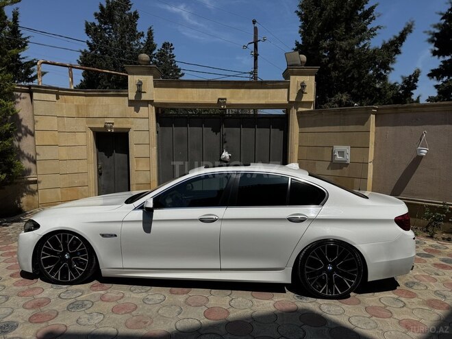 BMW 520 2014, 245,000 km - 2.0 l - Bakı