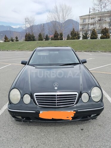 Mercedes E 240 2000, 390,000 km - 2.6 l - Qəbələ