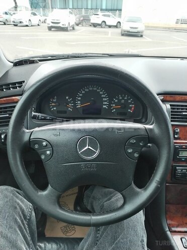 Mercedes E 240 2000, 390,000 km - 2.6 l - Qəbələ