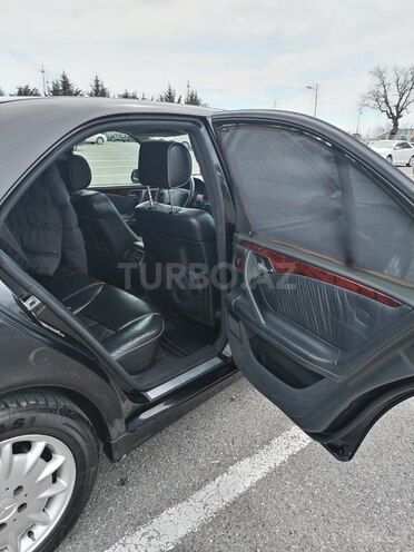 Mercedes E 240 2000, 390,000 km - 2.6 l - Qəbələ