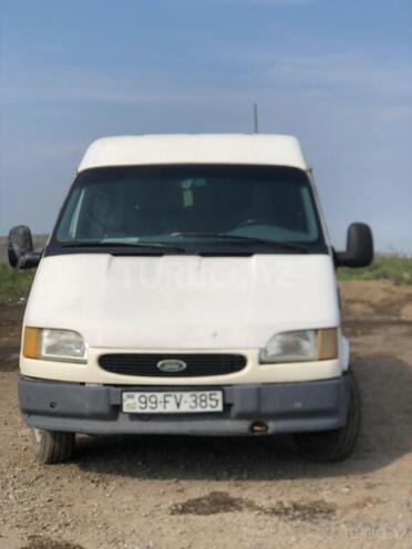 Ford Transit 2000, 767,523 km - 2.5 л - Salyan