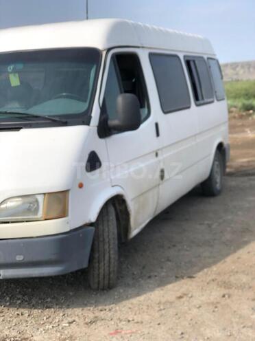 Ford Transit 2000, 767,523 km - 2.5 л - Salyan