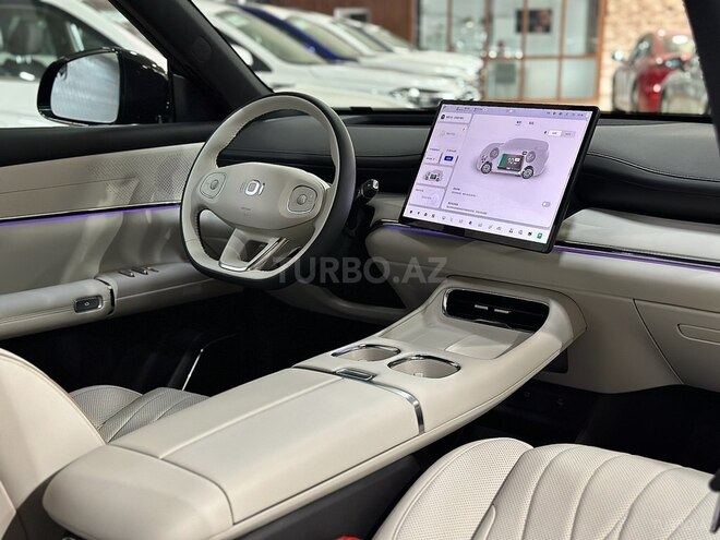 Changan Qiyuan Q07-12