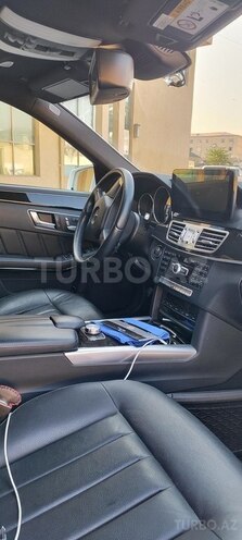 Mercedes E 220 d 2013, 226,130 km - 2.2 l - Salyan