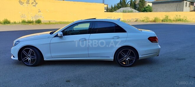 Mercedes E 220 d 2013, 226,130 km - 2.2 l - Salyan