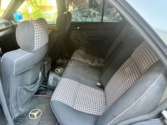 Mercedes E 220 1993, 500,000 km - 2.2 l - Bakı