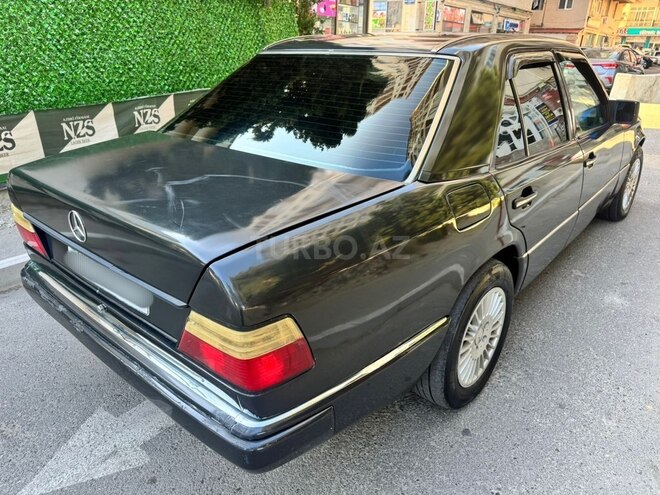 Mercedes E 220 1993, 500,000 km - 2.2 l - Bakı