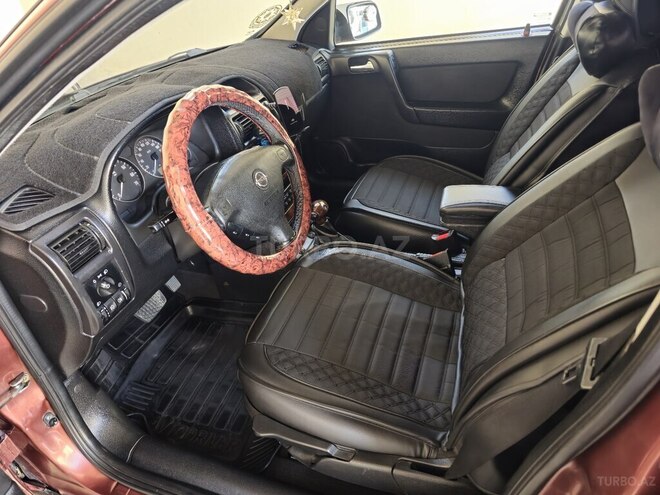 Opel Astra 2001, 375,000 km - 1.4 л - Qazax