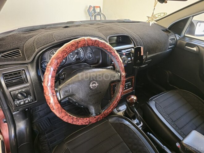 Opel Astra 2001, 375,000 km - 1.4 л - Qazax