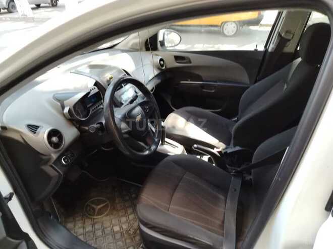 Chevrolet Aveo-9
