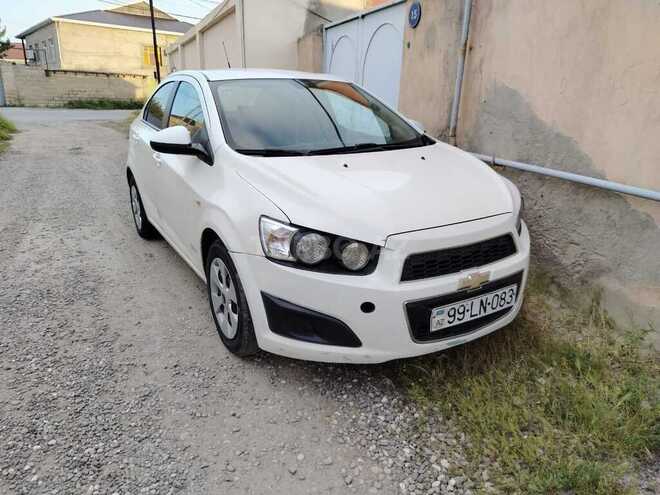 Chevrolet Aveo-16