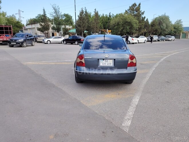 Volkswagen Passat 2001, 302,000 km - 1.8 l - Bakı