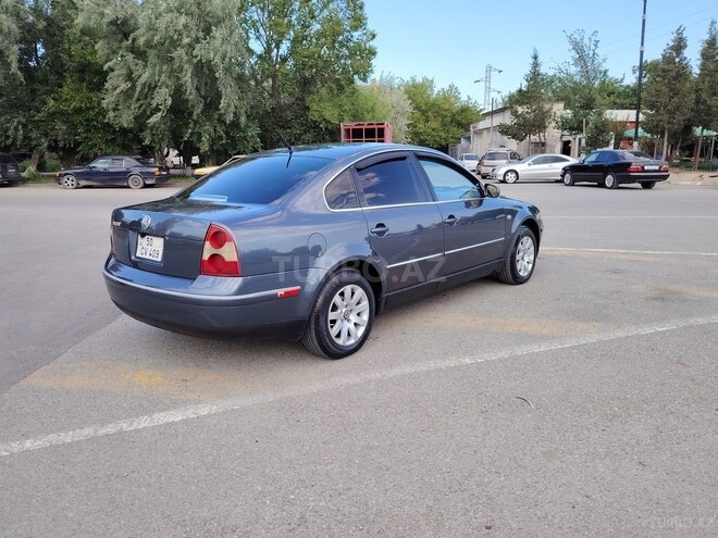Volkswagen Passat 2001, 302,000 km - 1.8 l - Bakı