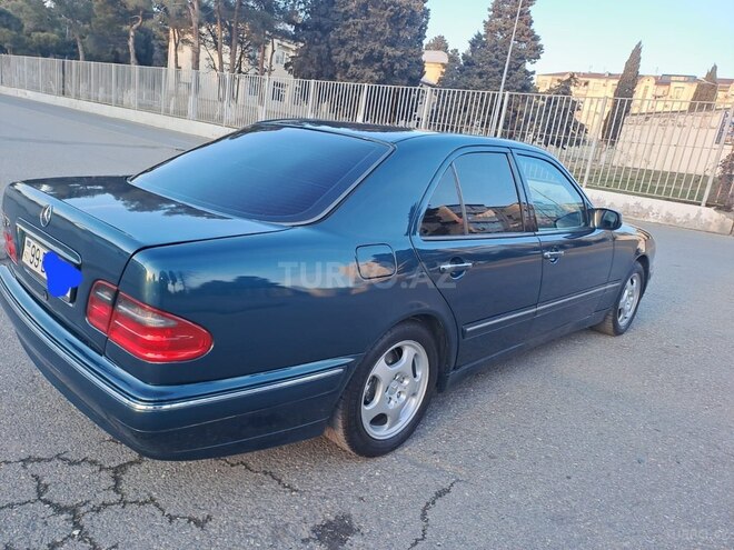 Mercedes E 240 2000, 557,443 km - 2.4 l - Bakı