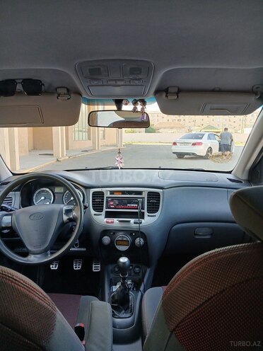 Kia Rio 2005, 401,322 km - 1.5 l - Salyan