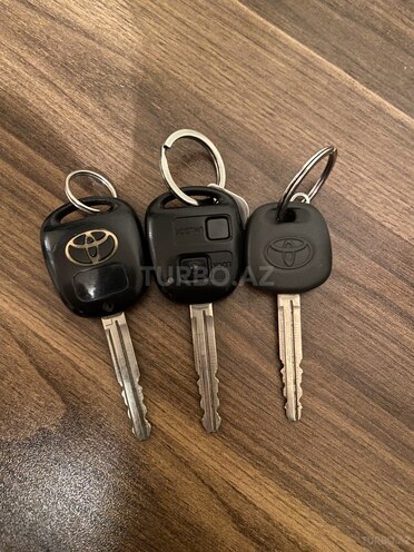Toyota Land Cruiser Prado 2008, 290,000 km - 2.7 л - Bakı