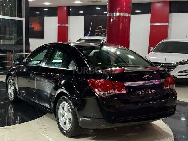 Chevrolet Cruze-9