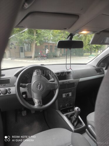 Opel Astra 2005, 203,000 km - 1.4 l - Mingəçevir