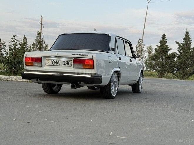 LADA (VAZ) 2107 2010, 14,200 km - 1.6 l - Yevlax
