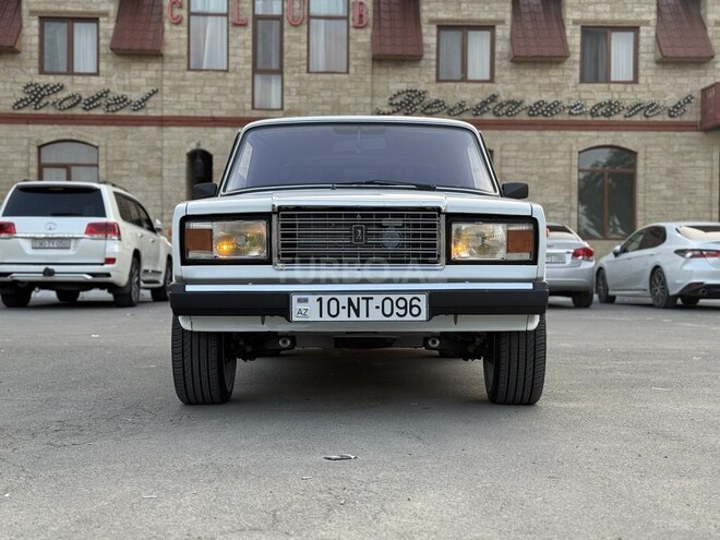 LADA (VAZ) 2107 2010, 14,200 km - 1.6 l - Yevlax