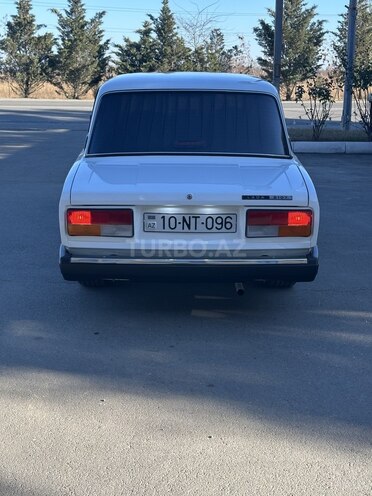 LADA (VAZ) 2107 2010, 14,200 km - 1.6 l - Yevlax
