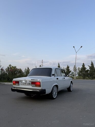 LADA (VAZ) 2107 2010, 14,200 km - 1.6 l - Yevlax