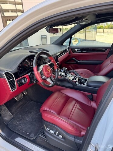 Porsche Cayenne Turbo S 2018, 49,469 km - 3.0 l - Bakı