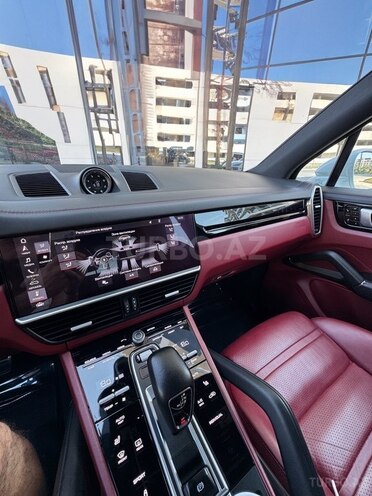 Porsche Cayenne Turbo S 2018, 49,469 km - 3.0 l - Bakı