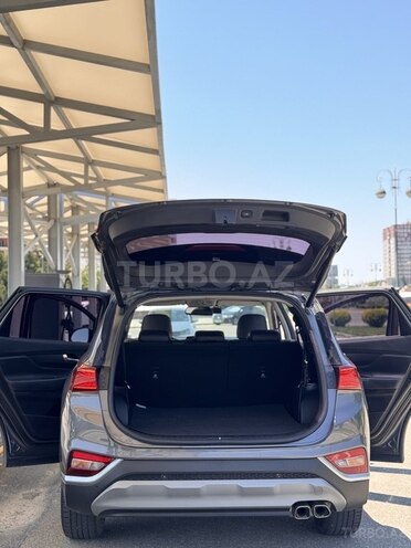Hyundai Santa Fe-8