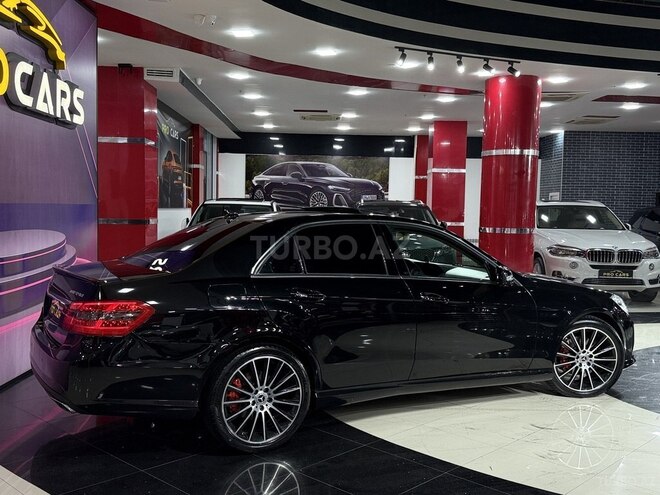 Mercedes E 300-7