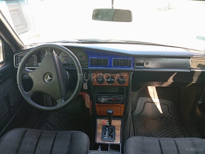 Mercedes 190 1992, 401,500 km - 2.0 л - Bakı