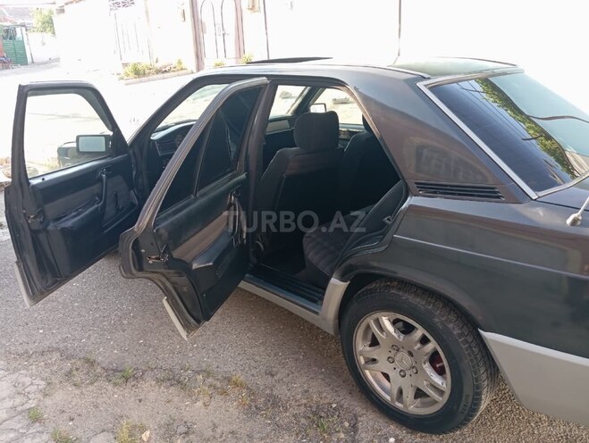Mercedes 190 1992, 401,500 km - 2.0 л - Bakı