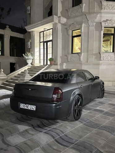 Chrysler 300C-13