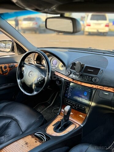 Mercedes E 350 2005, 250,000 km - 3.5 l - Bakı