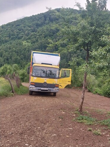 Mercedes Atego 815 2000, 395,860 km - 4.3 l - Bakı
