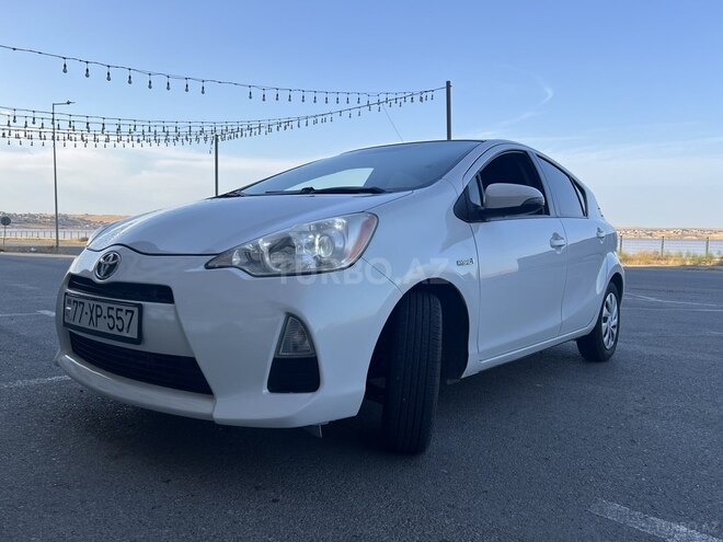 Toyota Prius C 2012, 223,000 km - 1.5 l - Bakı