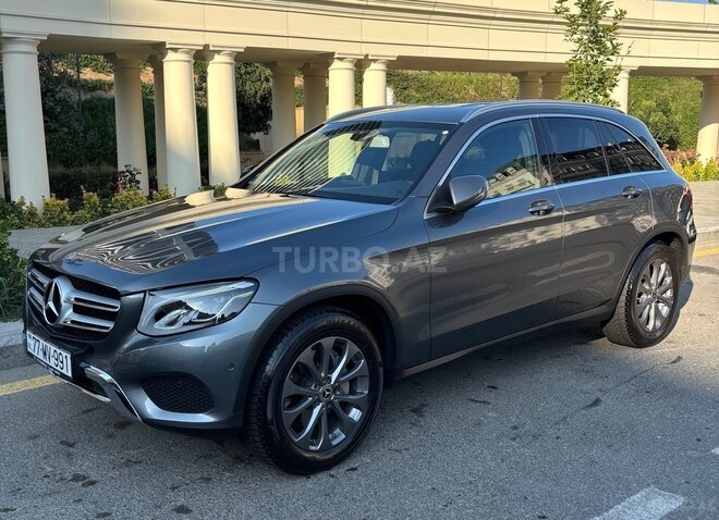 Mercedes GLC 250 4MATIC 2018, 22,500 km - 2.0 l - Bakı