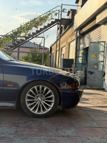 BMW 528 1997, 440,000 km - 2.8 l - Bakı