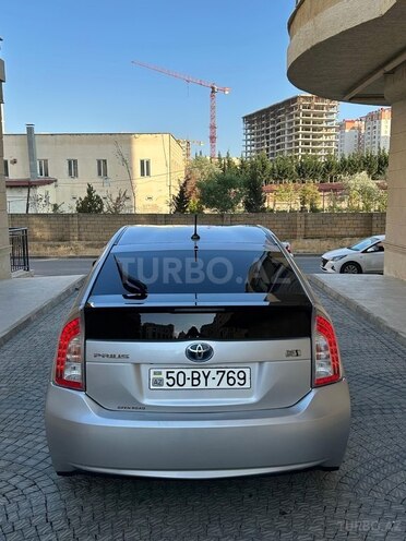 Toyota Prius 2013, 135,000 km - 1.8 l - Sumqayıt