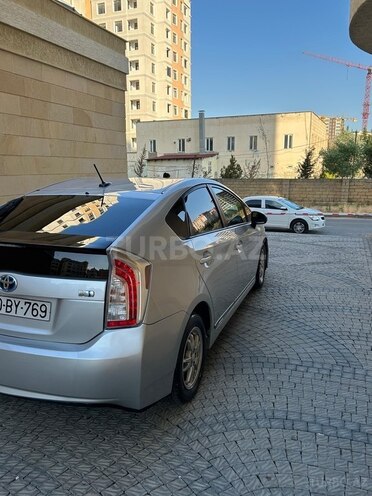 Toyota Prius 2013, 135,000 km - 1.8 l - Sumqayıt