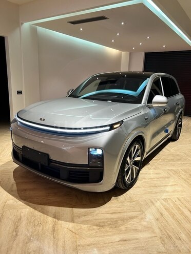 Li Auto L8 2024, 0 km - 1.5 л - Bakı