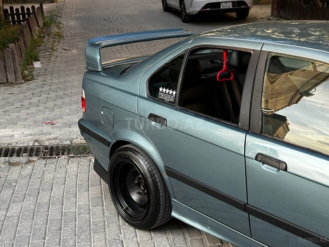BMW 318 1995, 497,000 km - 1.8 l - Bakı