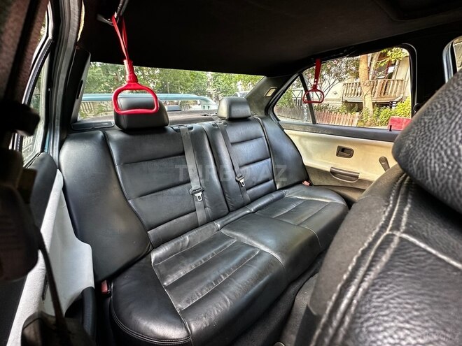BMW 318 1995, 497,000 km - 1.8 l - Bakı