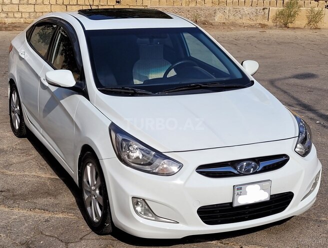 Hyundai Accent 2013, 240,000 km - 1.6 l - Bakı