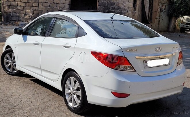 Hyundai Accent 2013, 240,000 km - 1.6 l - Bakı