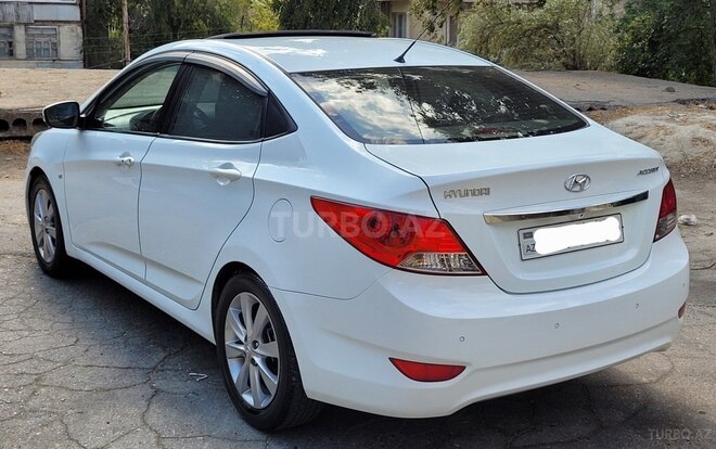 Hyundai Accent 2013, 240,000 km - 1.6 l - Bakı