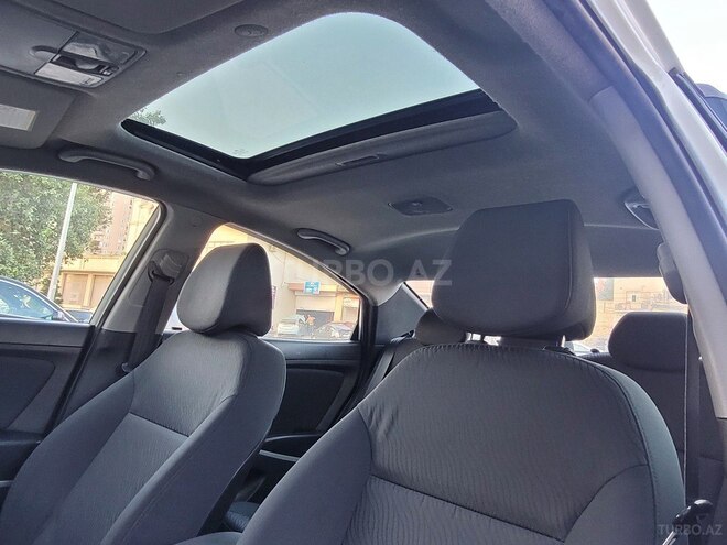 Hyundai Accent 2013, 240,000 km - 1.6 l - Bakı